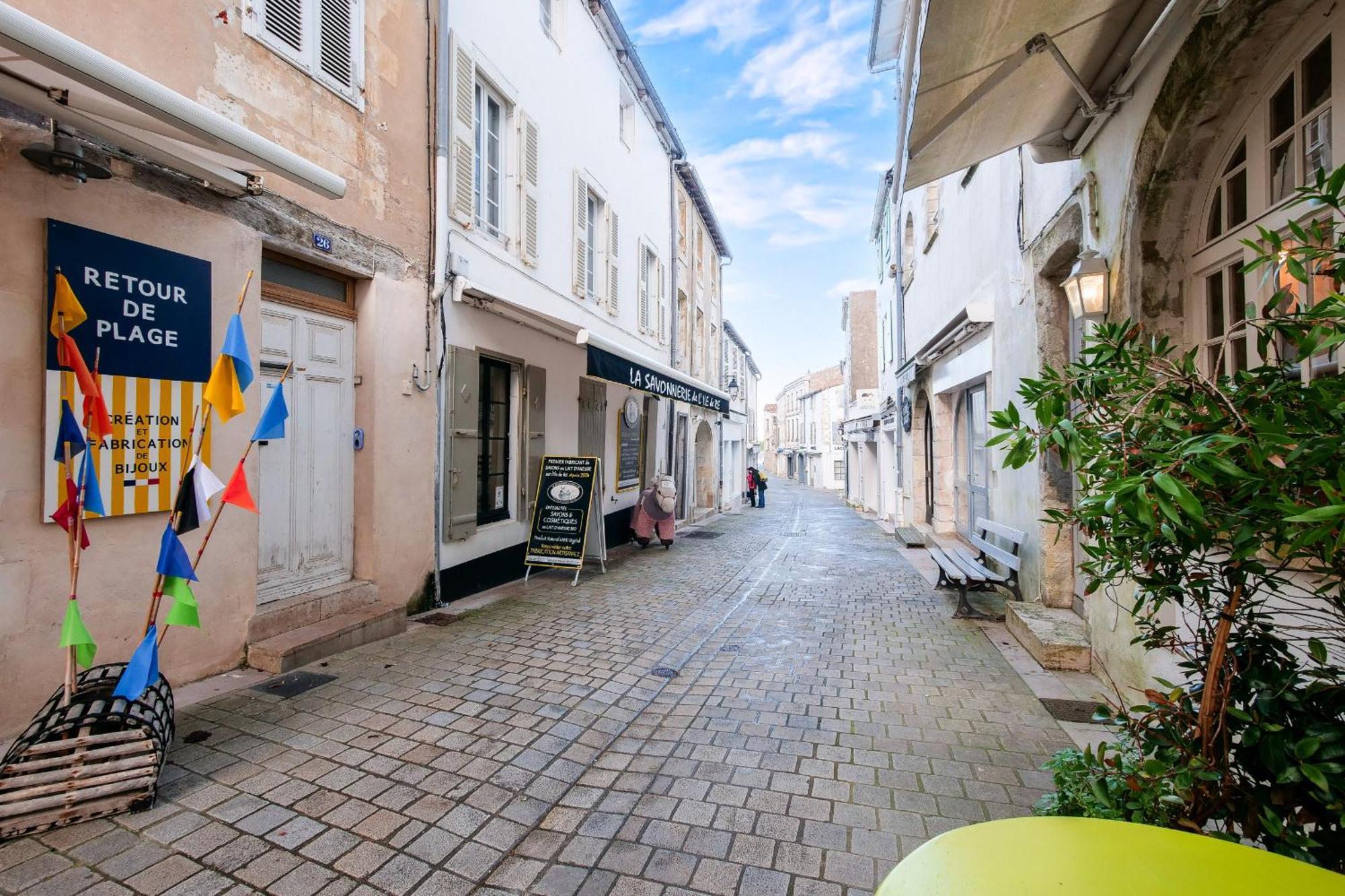 La Suite 24 - Studio Avec Terrasse A 100M Du Port De Saint-Martin-de-Ré Exterior foto
